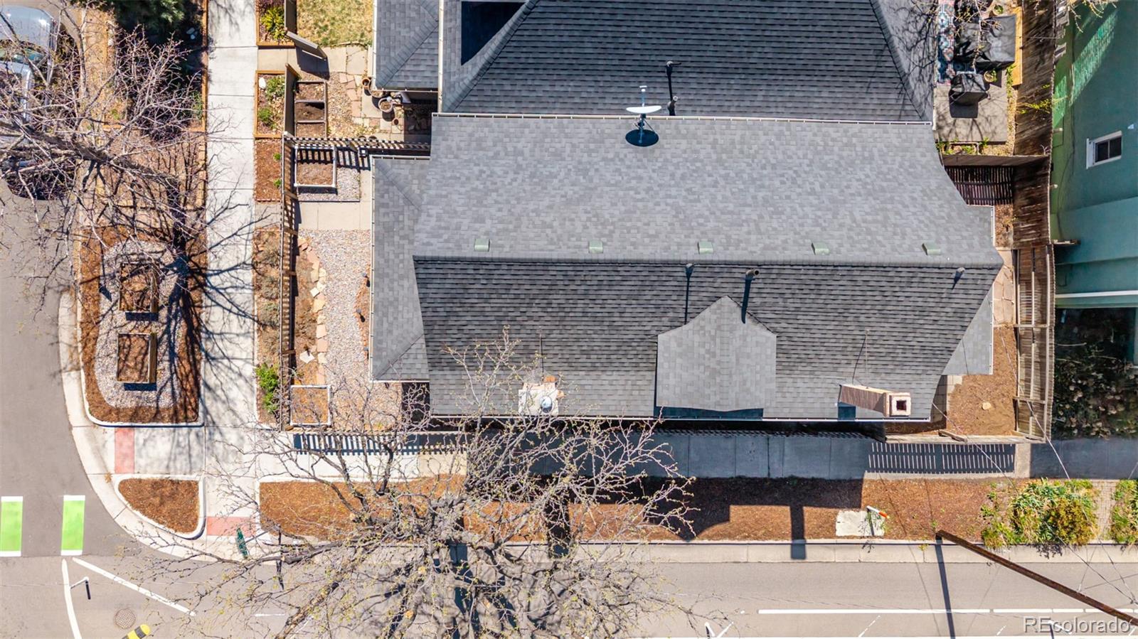 3065 N Gilpin Street