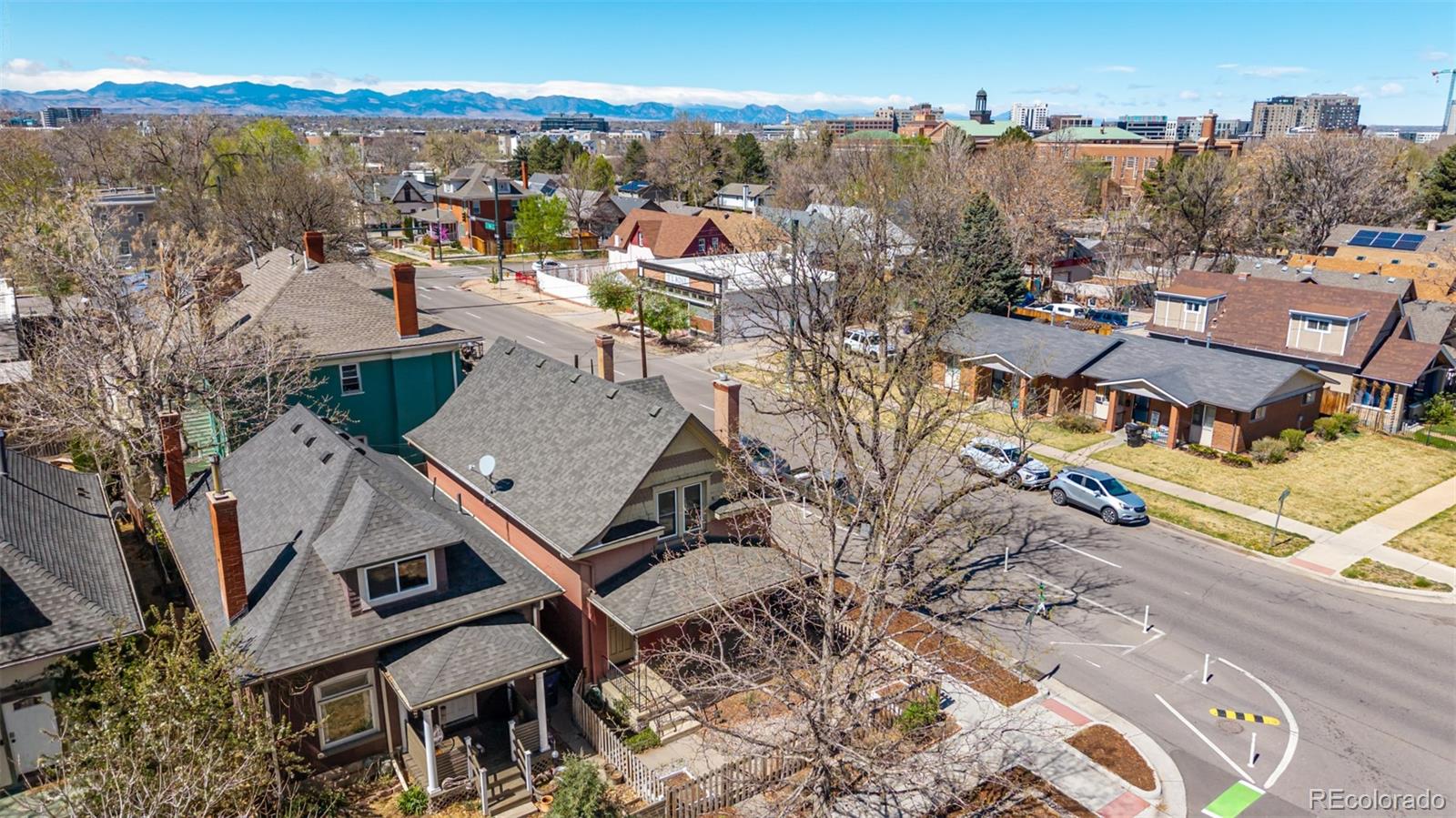 3065 N Gilpin Street