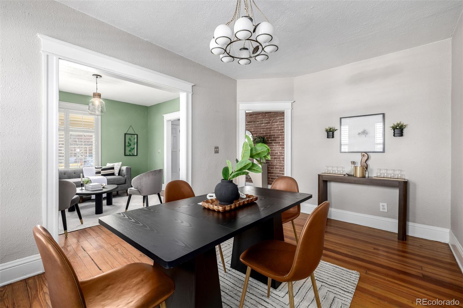 3065 N Gilpin Street