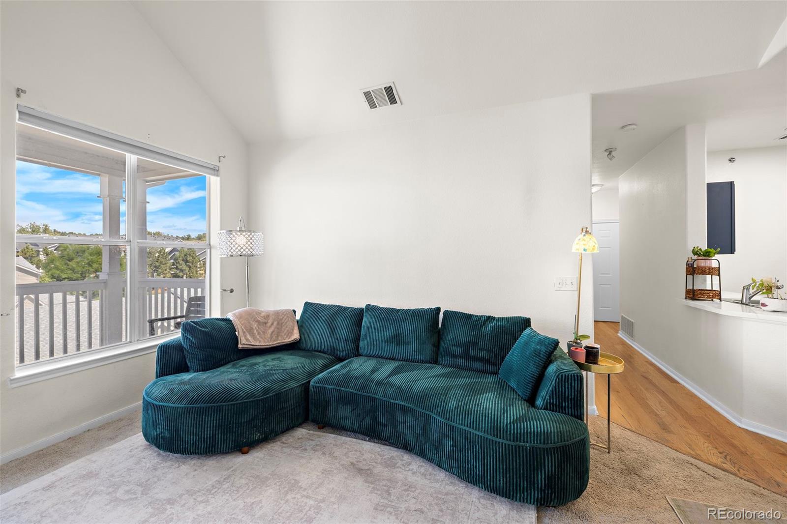 6013 Castlegate Drive Unit: D33