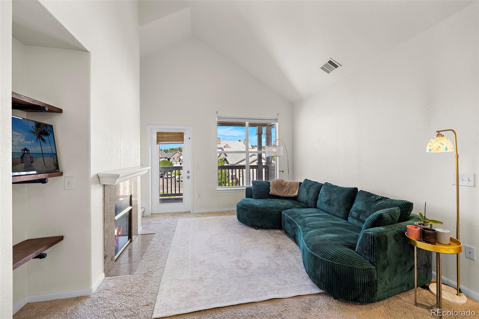 6013 Castlegate Drive Unit: D33