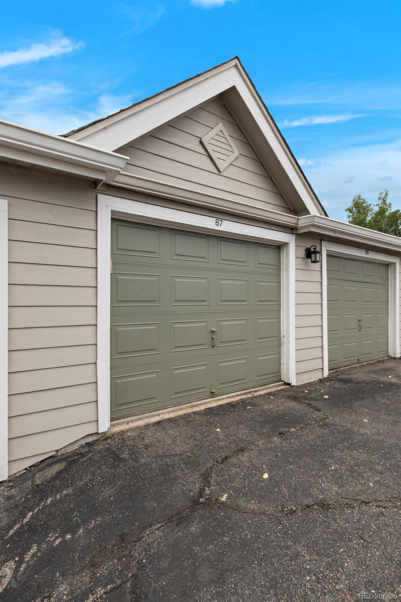 6013 Castlegate Drive Unit: D33