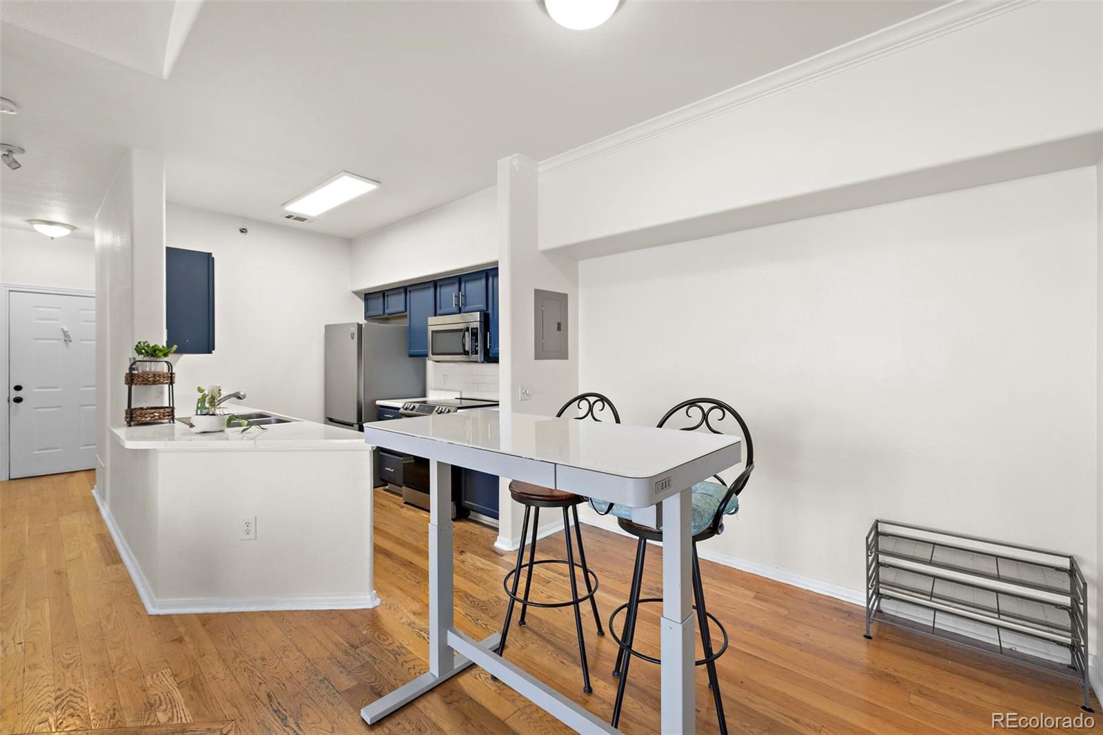 6013 Castlegate Drive Unit: D33