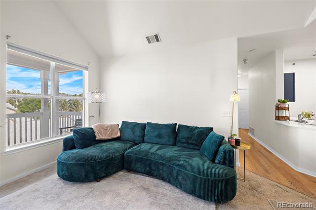 6013 Castlegate Drive Unit: D33