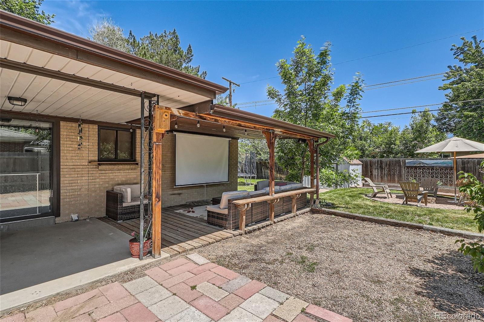 3184 Vaughn Street