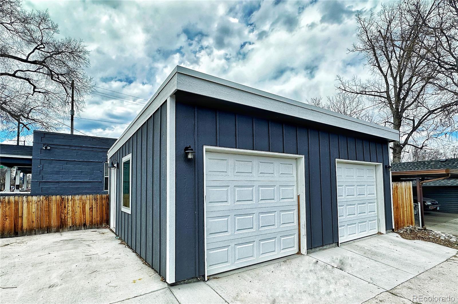 5123 & 5125 W 41st Avenue
