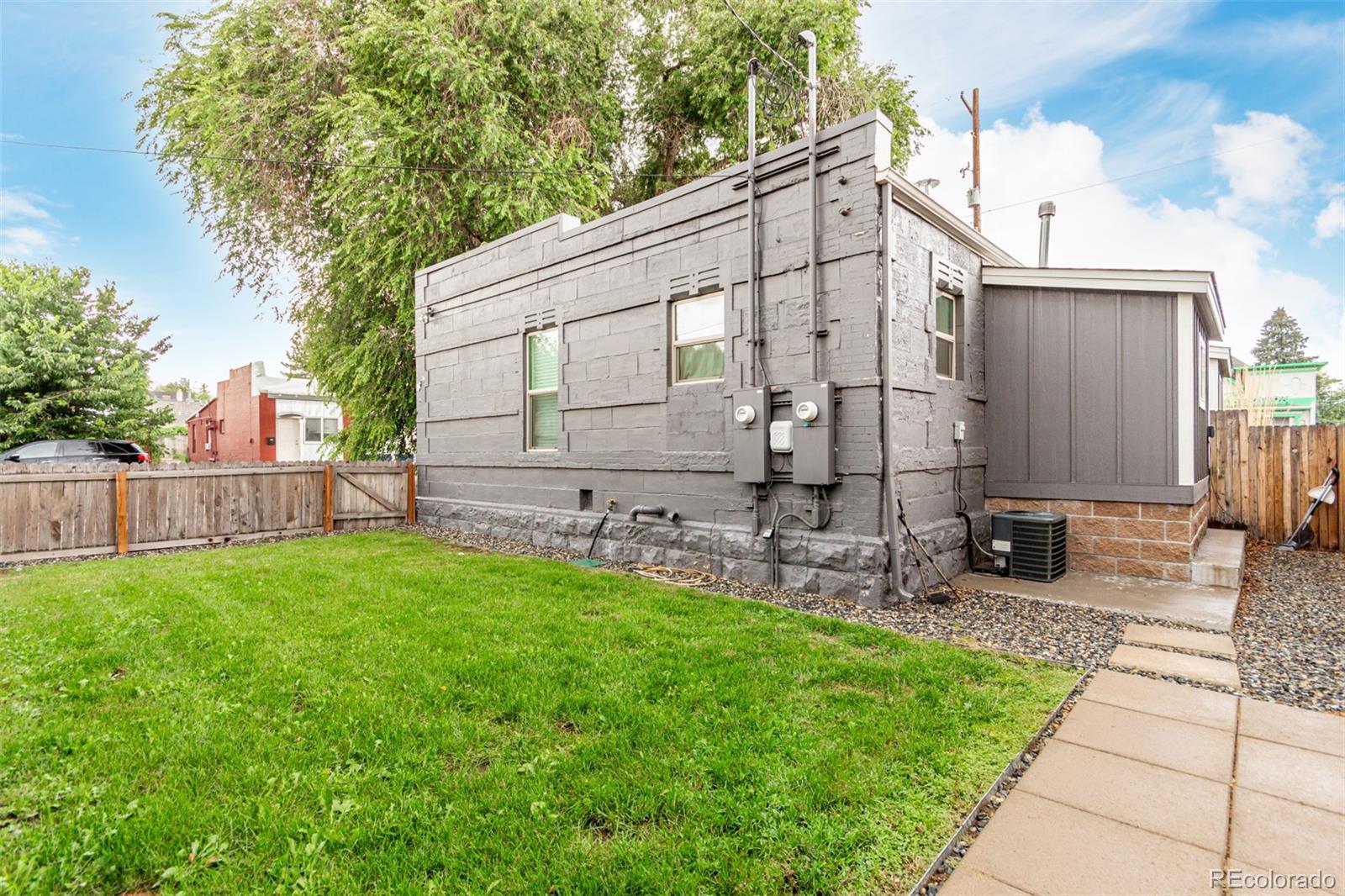 5123 & 5125 W 41st Avenue