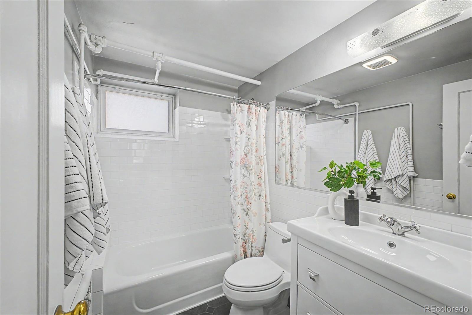 3776 S Sherman Street