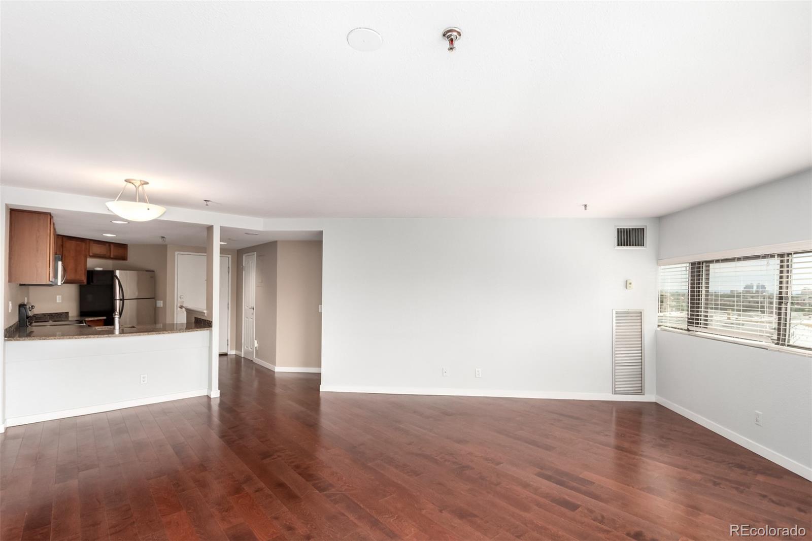 100 W Park Avenue Unit: 908