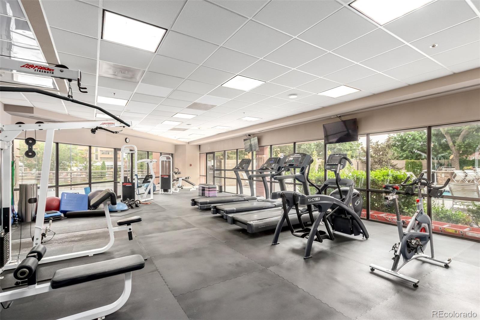 100 W Park Avenue Unit: 908