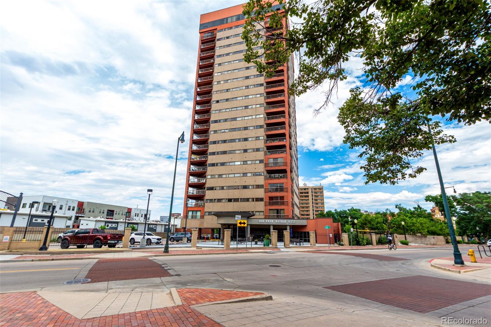100 W Park Avenue Unit: 908