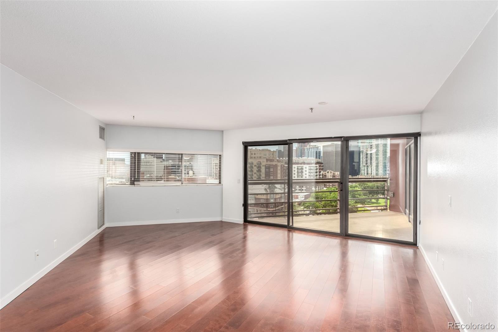 100 W Park Avenue Unit: 908