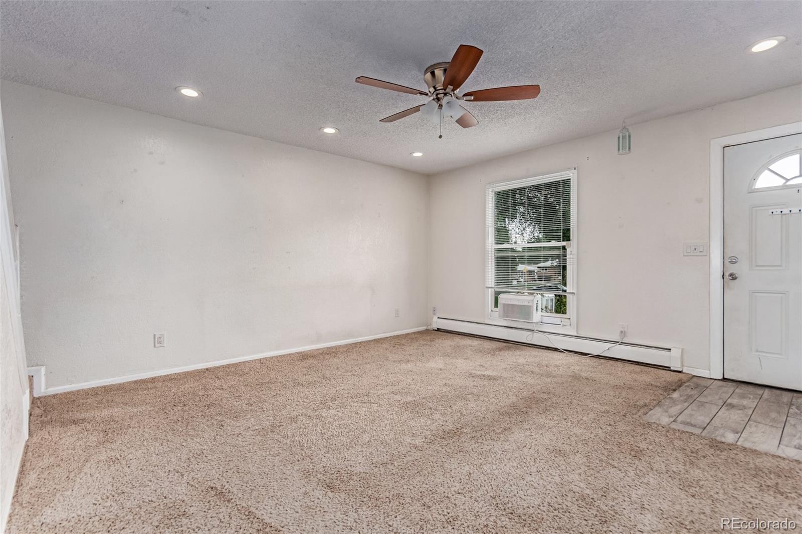 677 Vrain Street Unit: 10