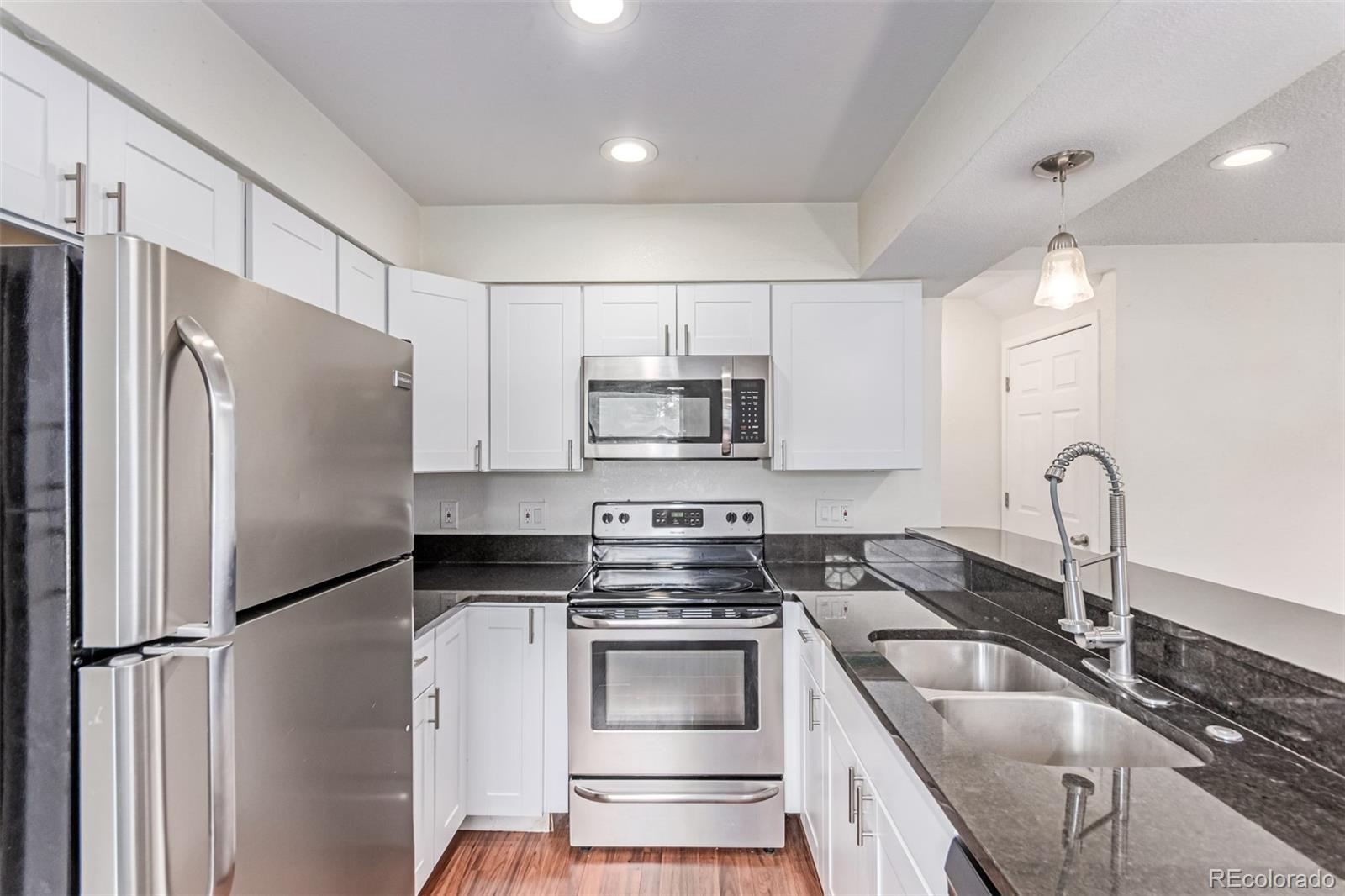 677 Vrain Street Unit: 10