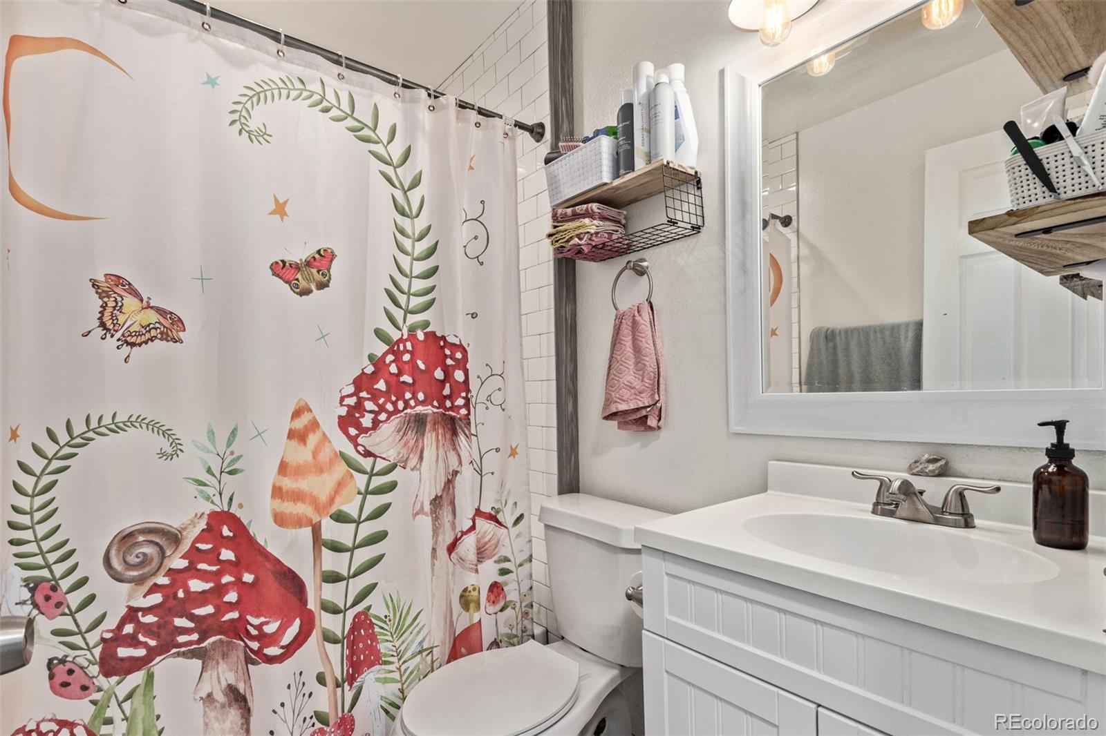 677 Vrain Street Unit: 10