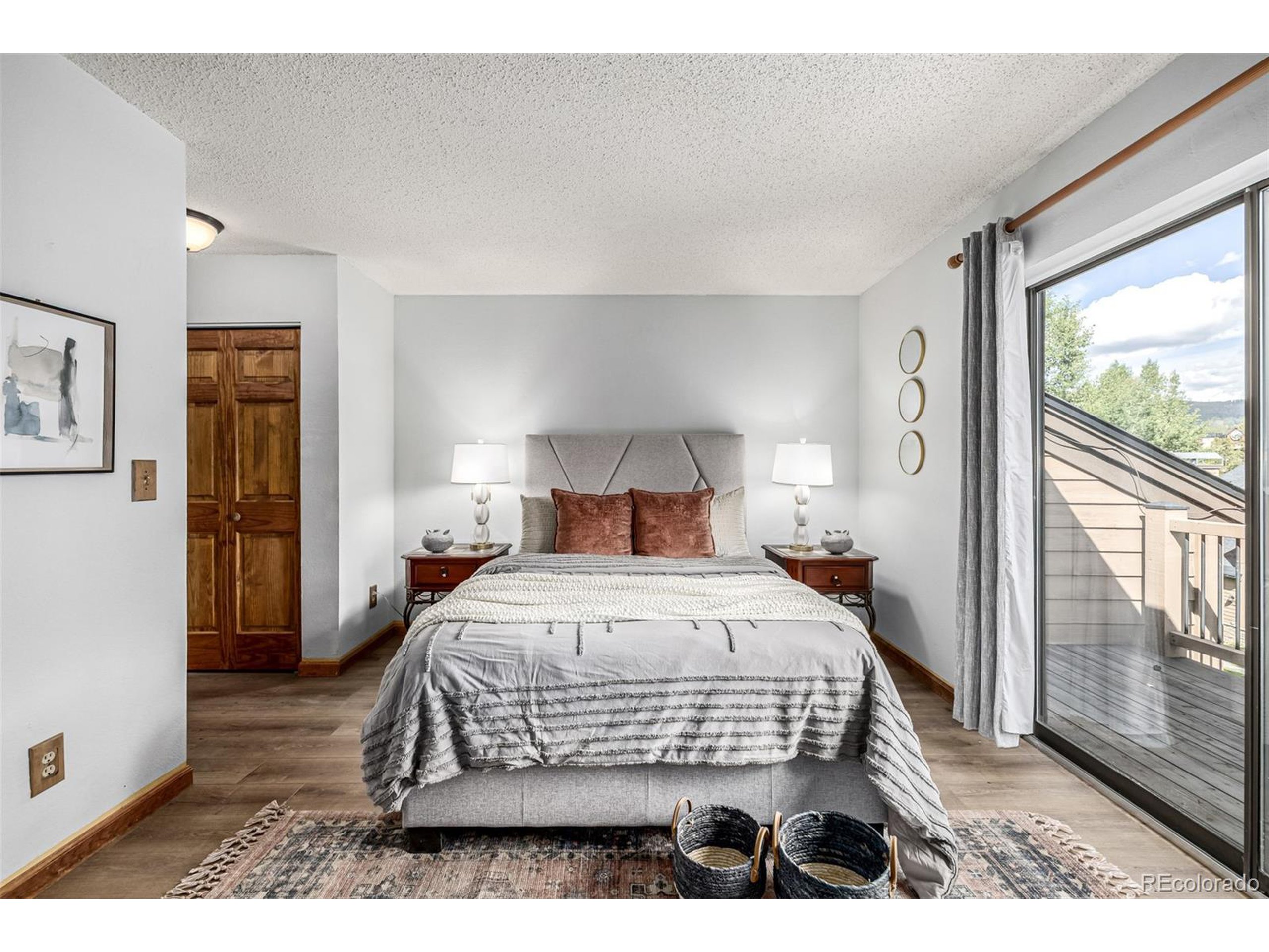 505 Village Rd 45