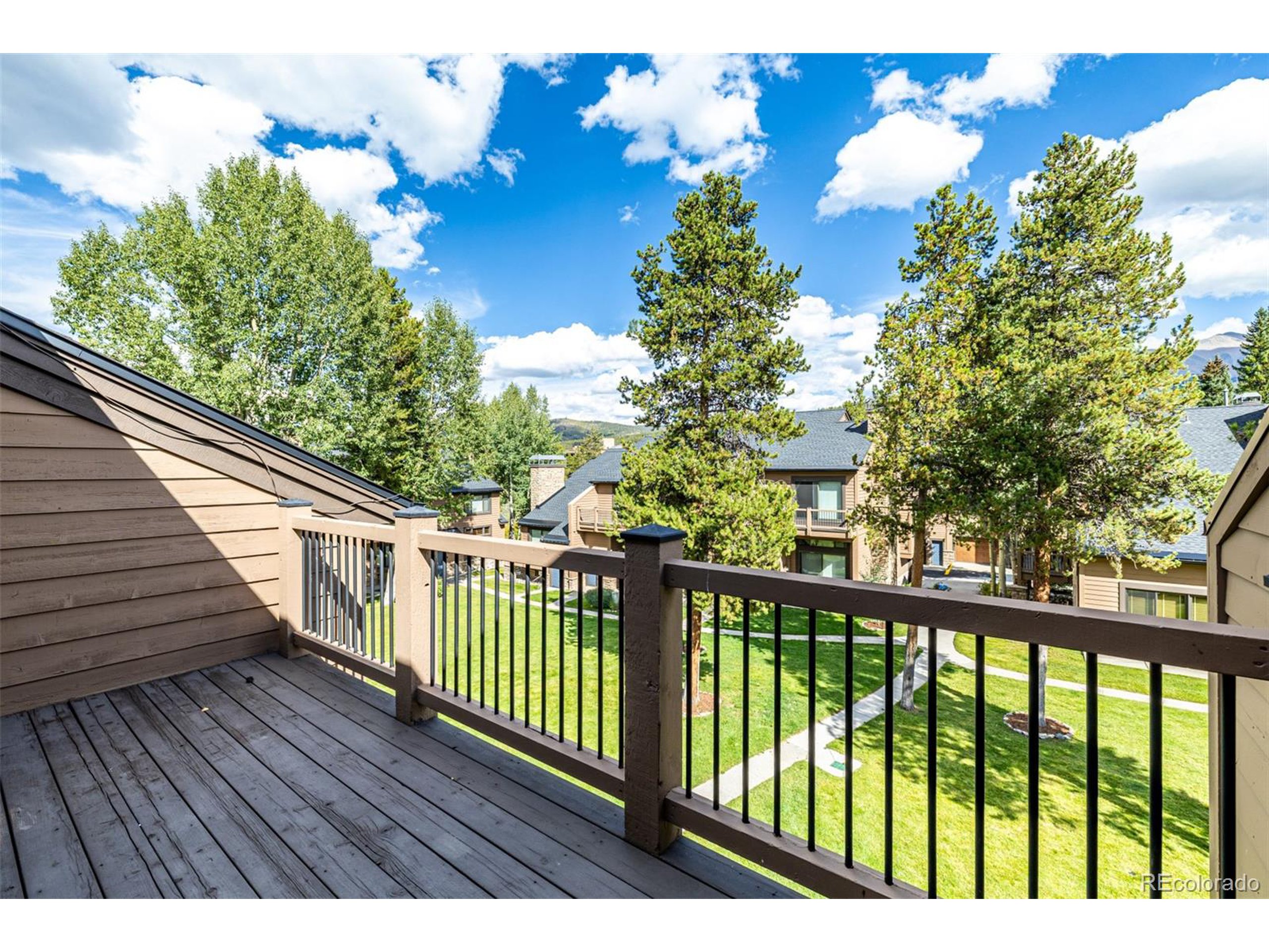 505 Village Rd 45