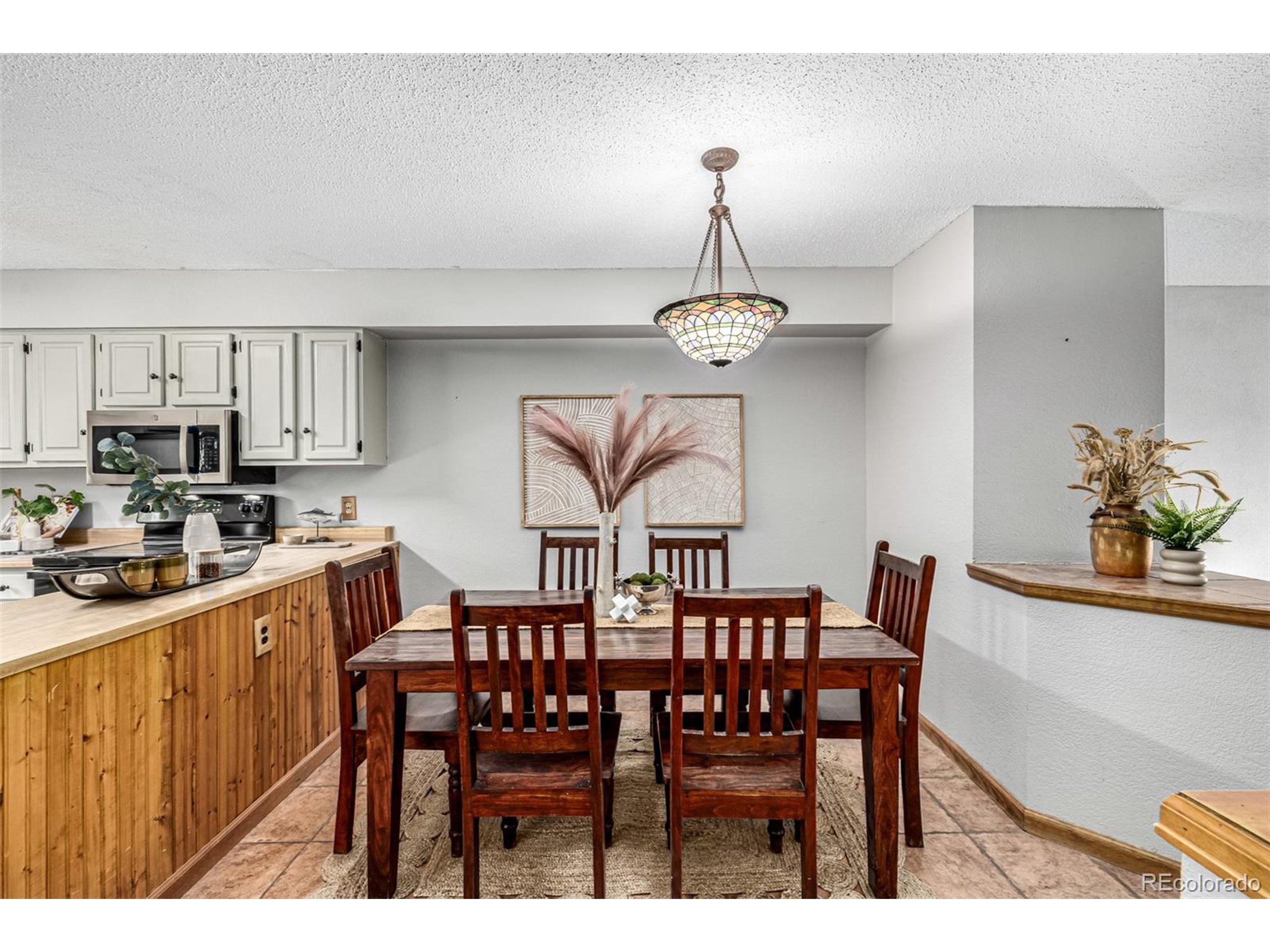 505 Village Rd 45
