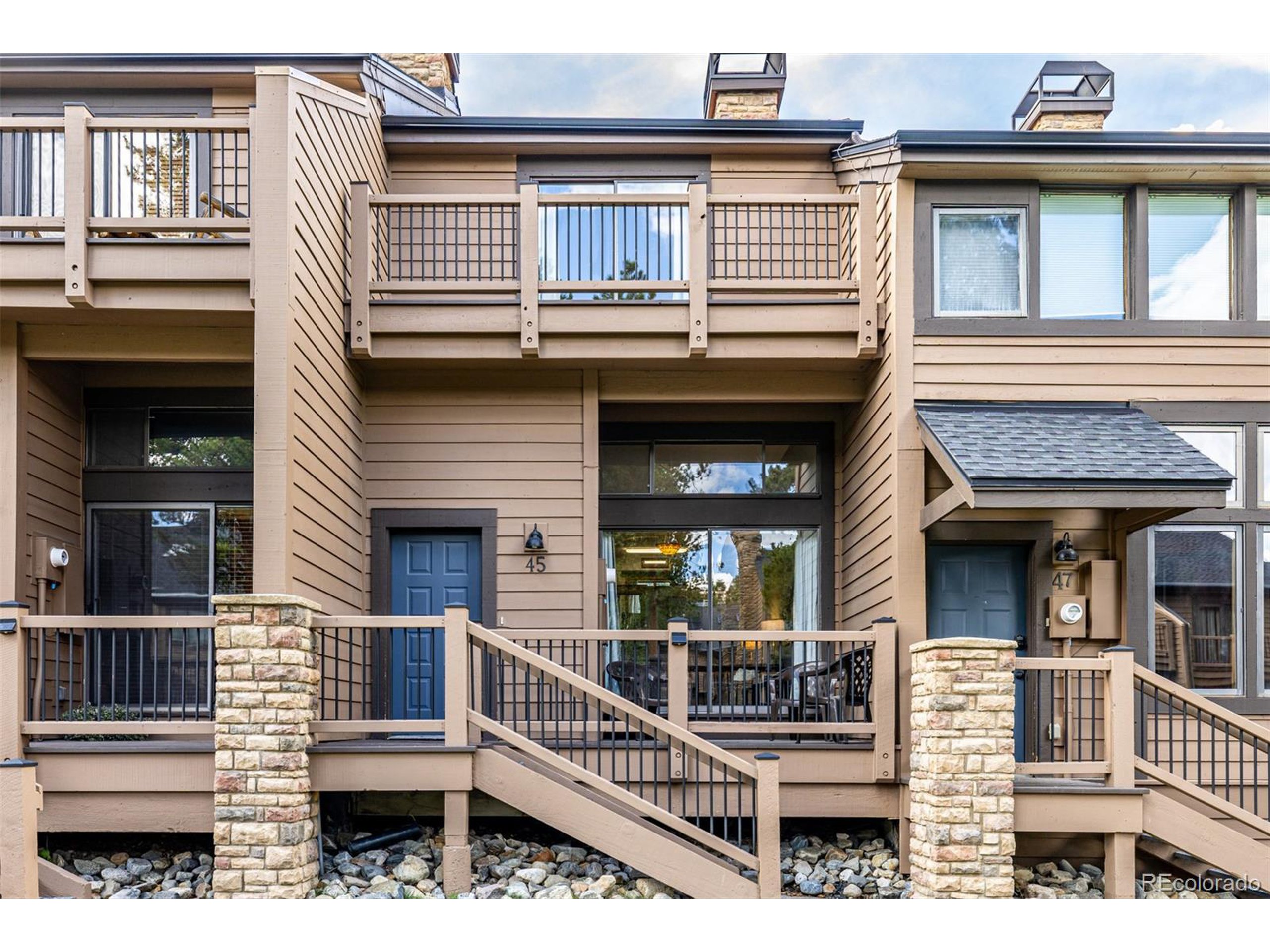 505 Village Rd 45