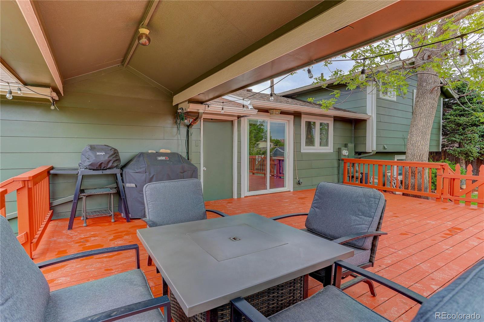 9430 W 104th Place