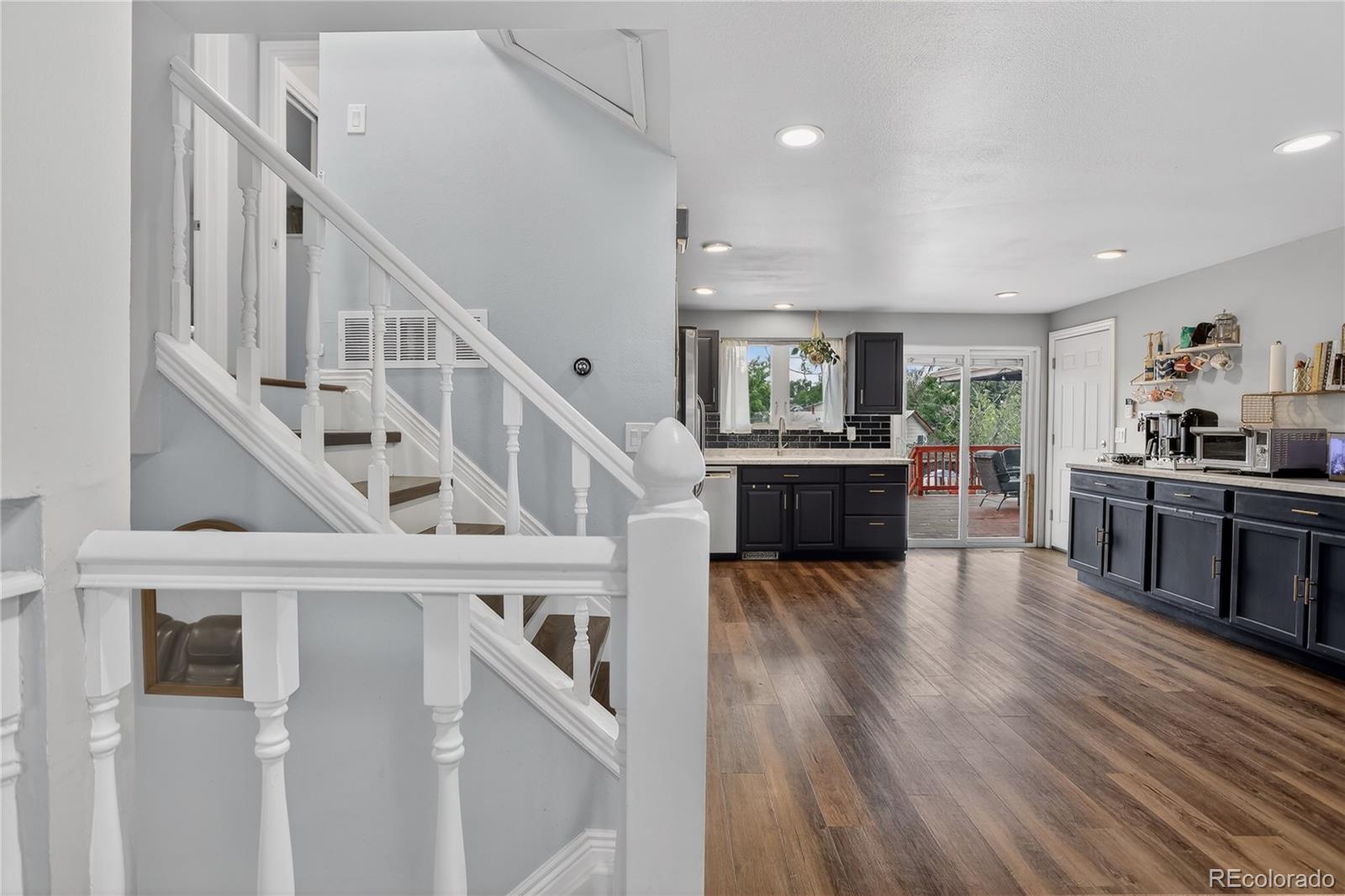 9430 W 104th Place