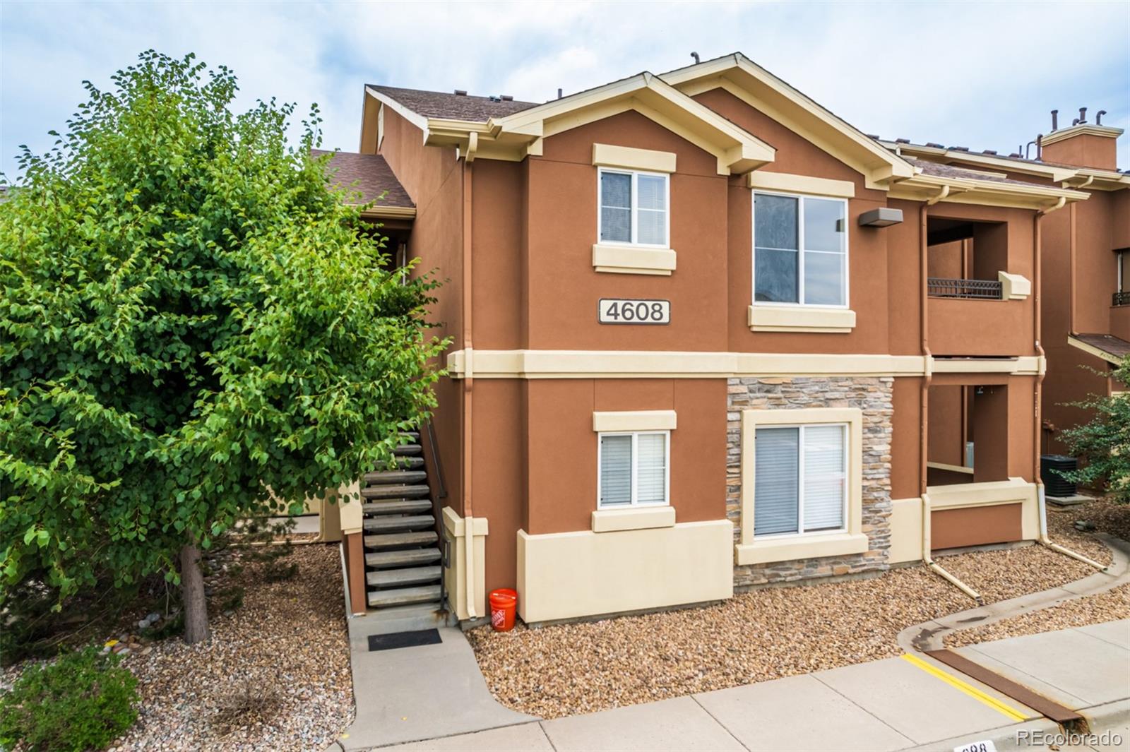 4608 Copeland Loop Unit: 201