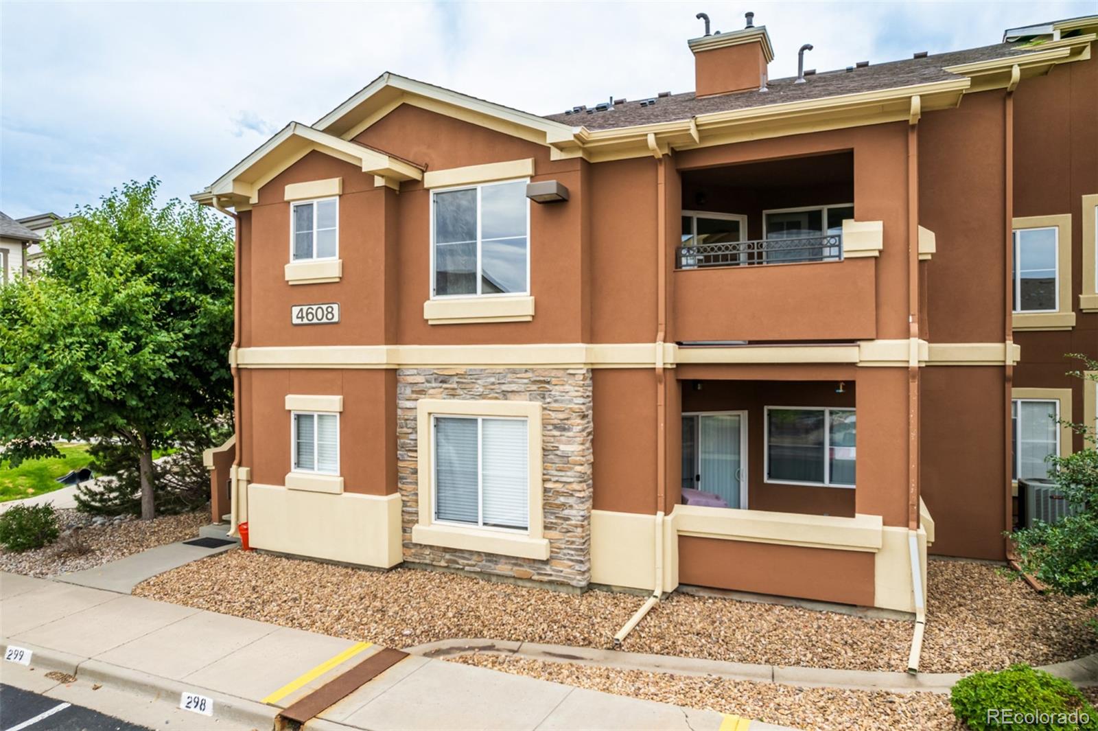 4608 Copeland Loop Unit: 201