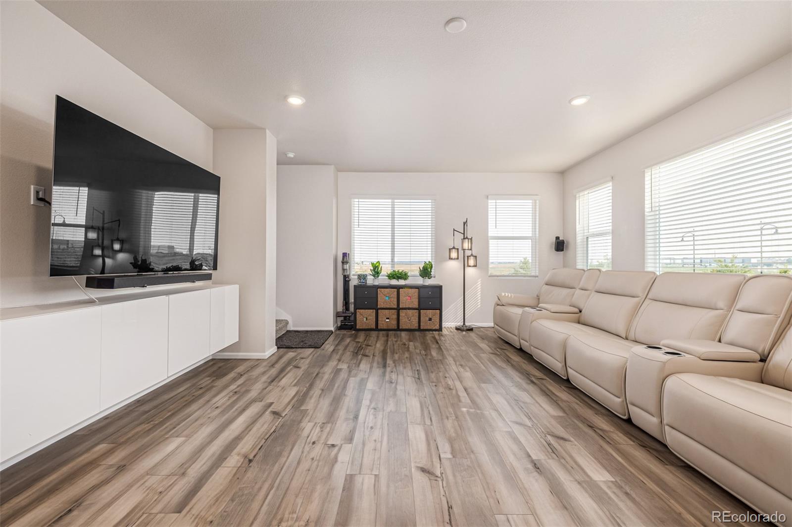 16586 Shoshone Place