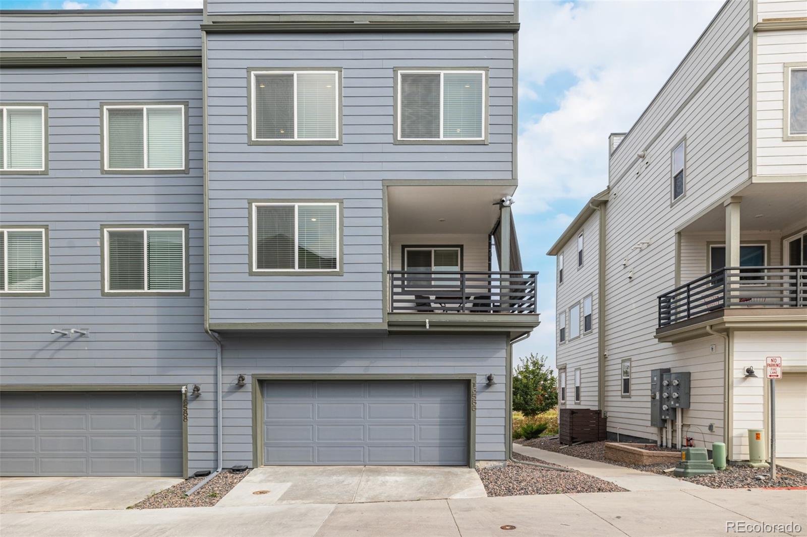 16586 Shoshone Place