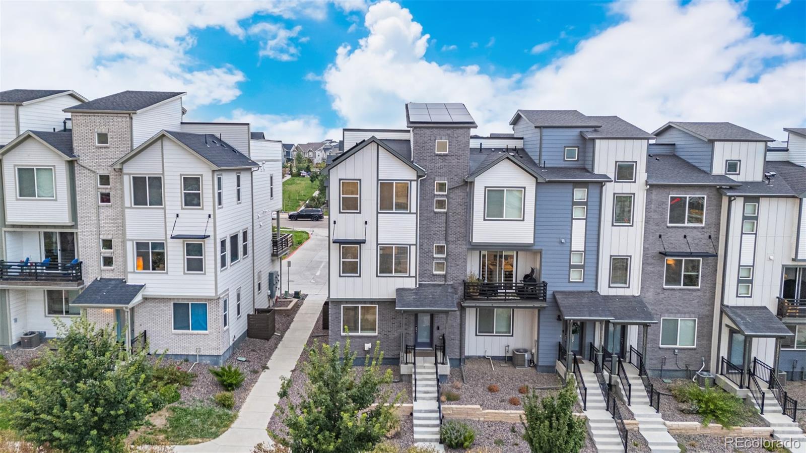 16586 Shoshone Place