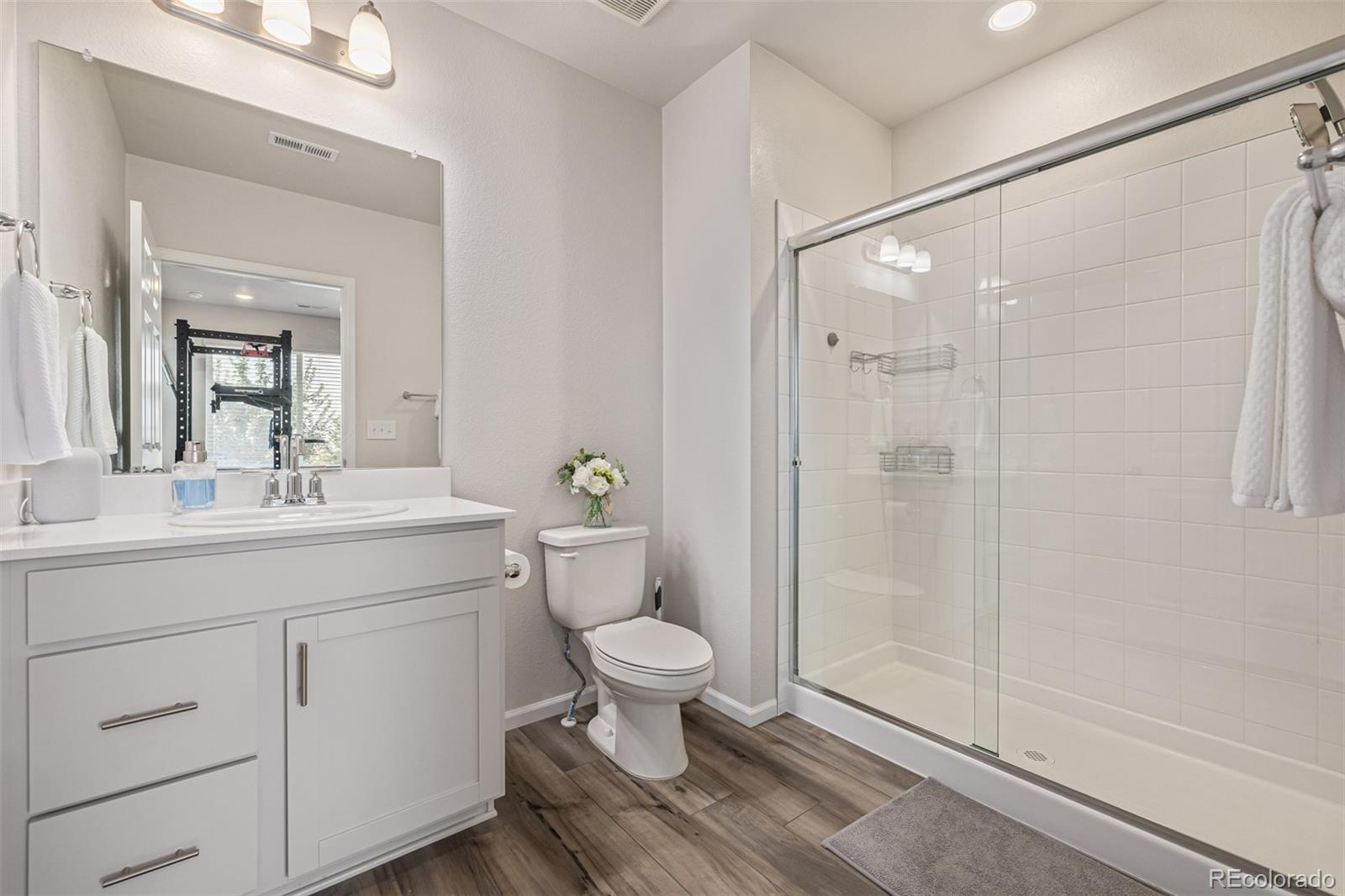 16586 Shoshone Place