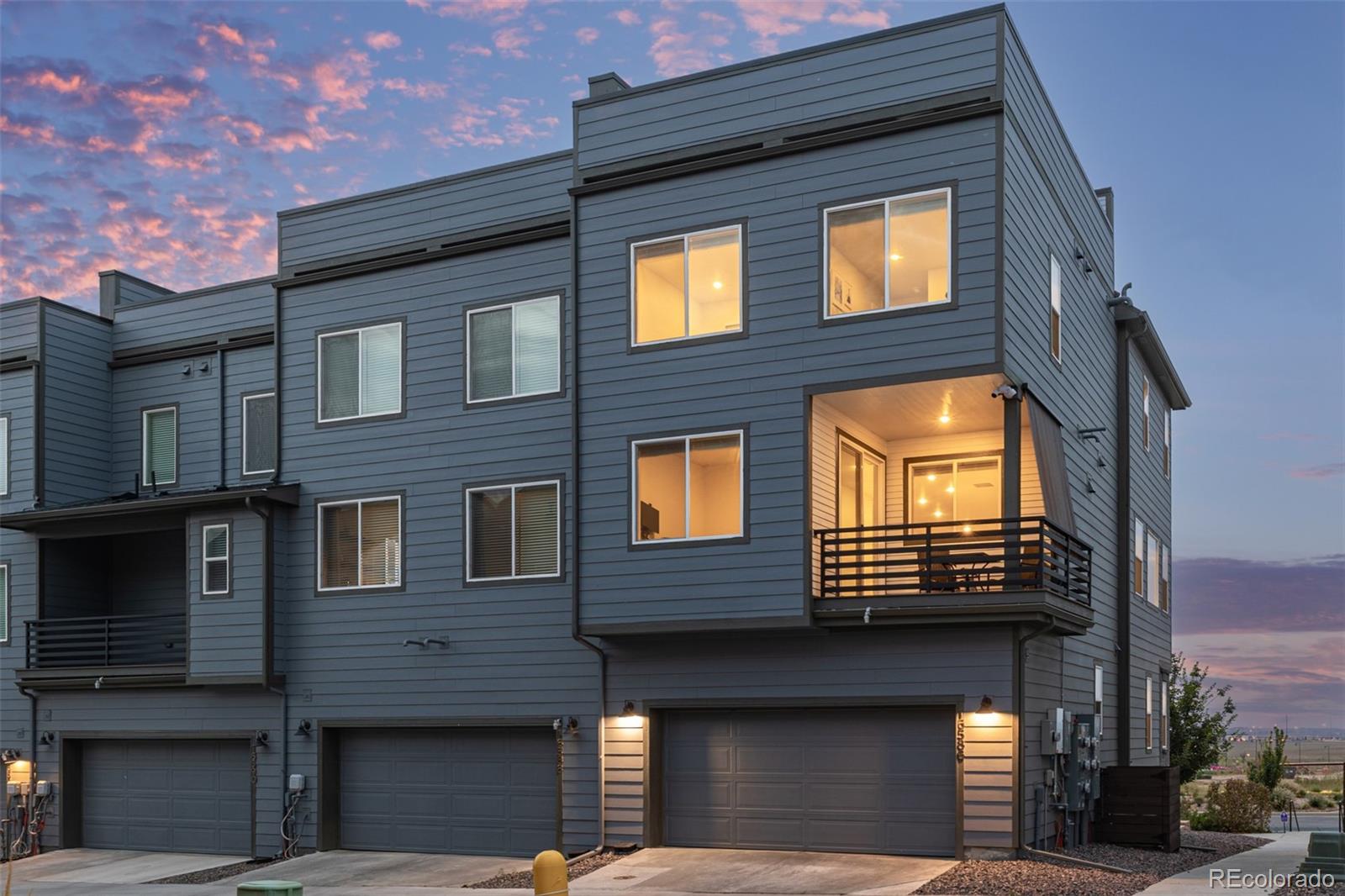 16586 Shoshone Place