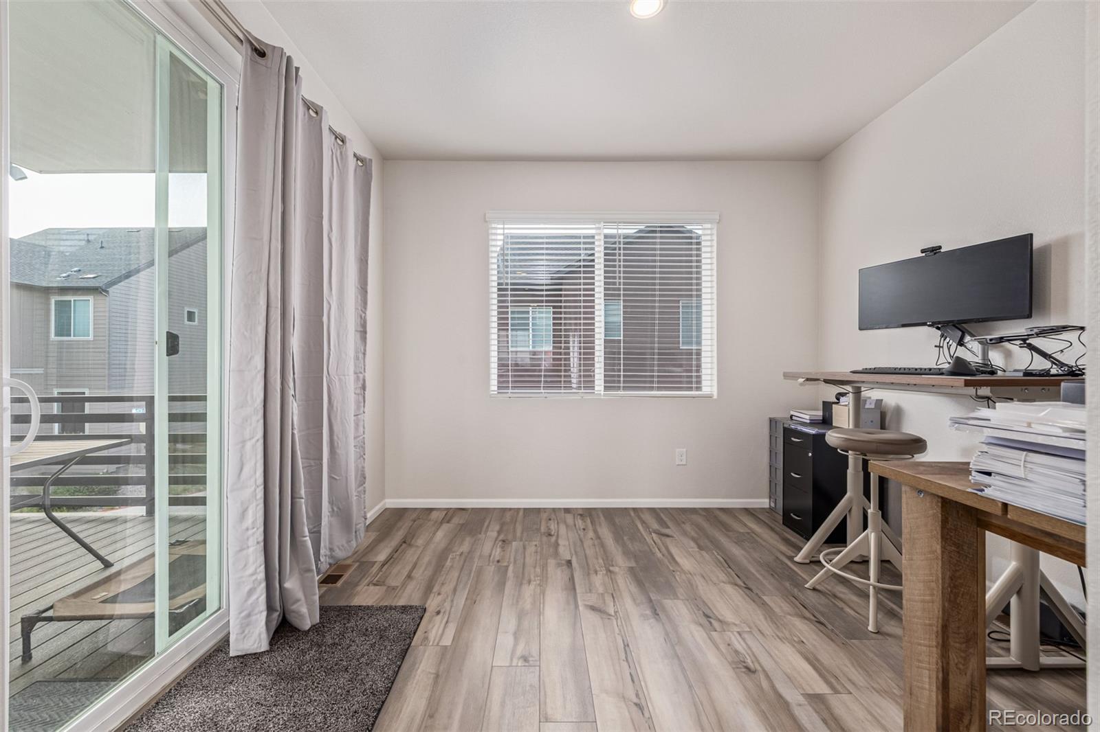 16586 Shoshone Place