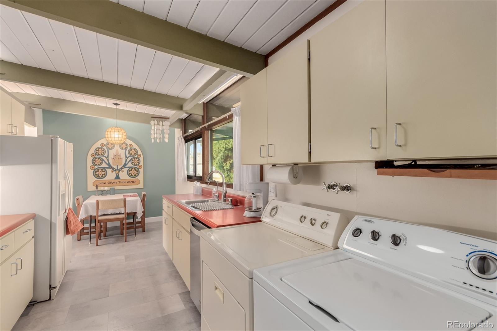 1310 S Dahlia Street