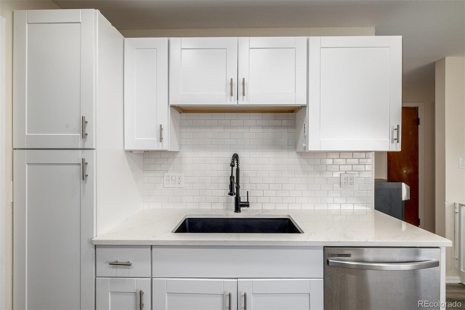 5413 Shoshone Street