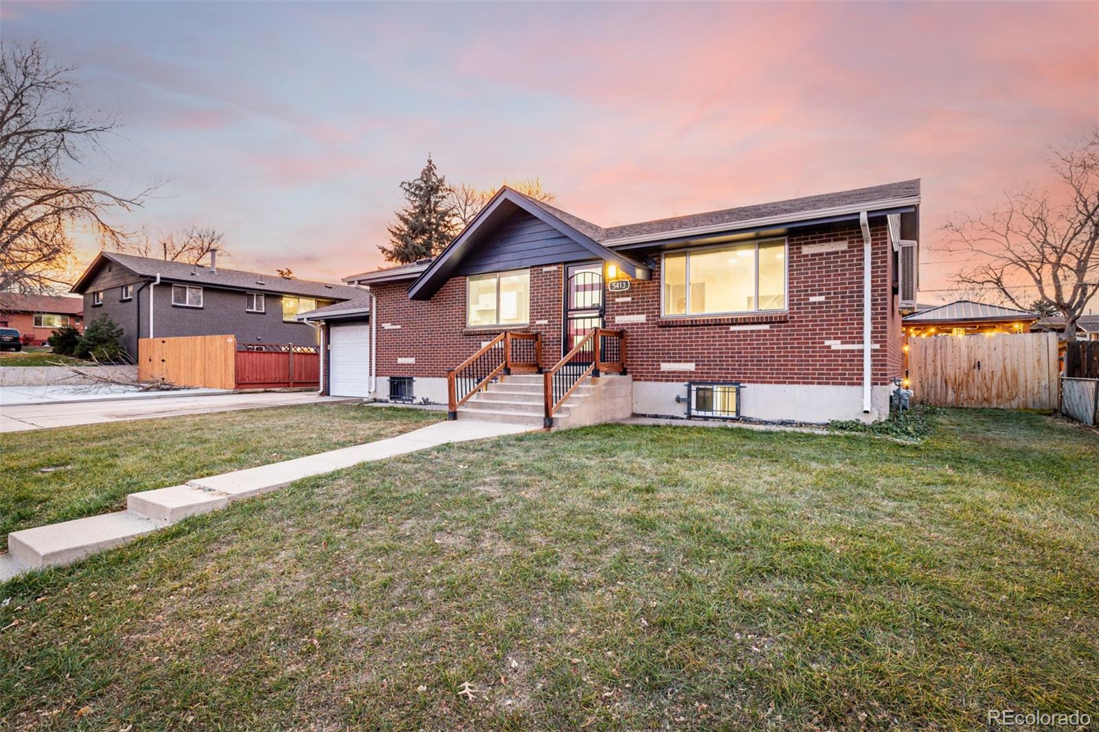 5413 Shoshone Street