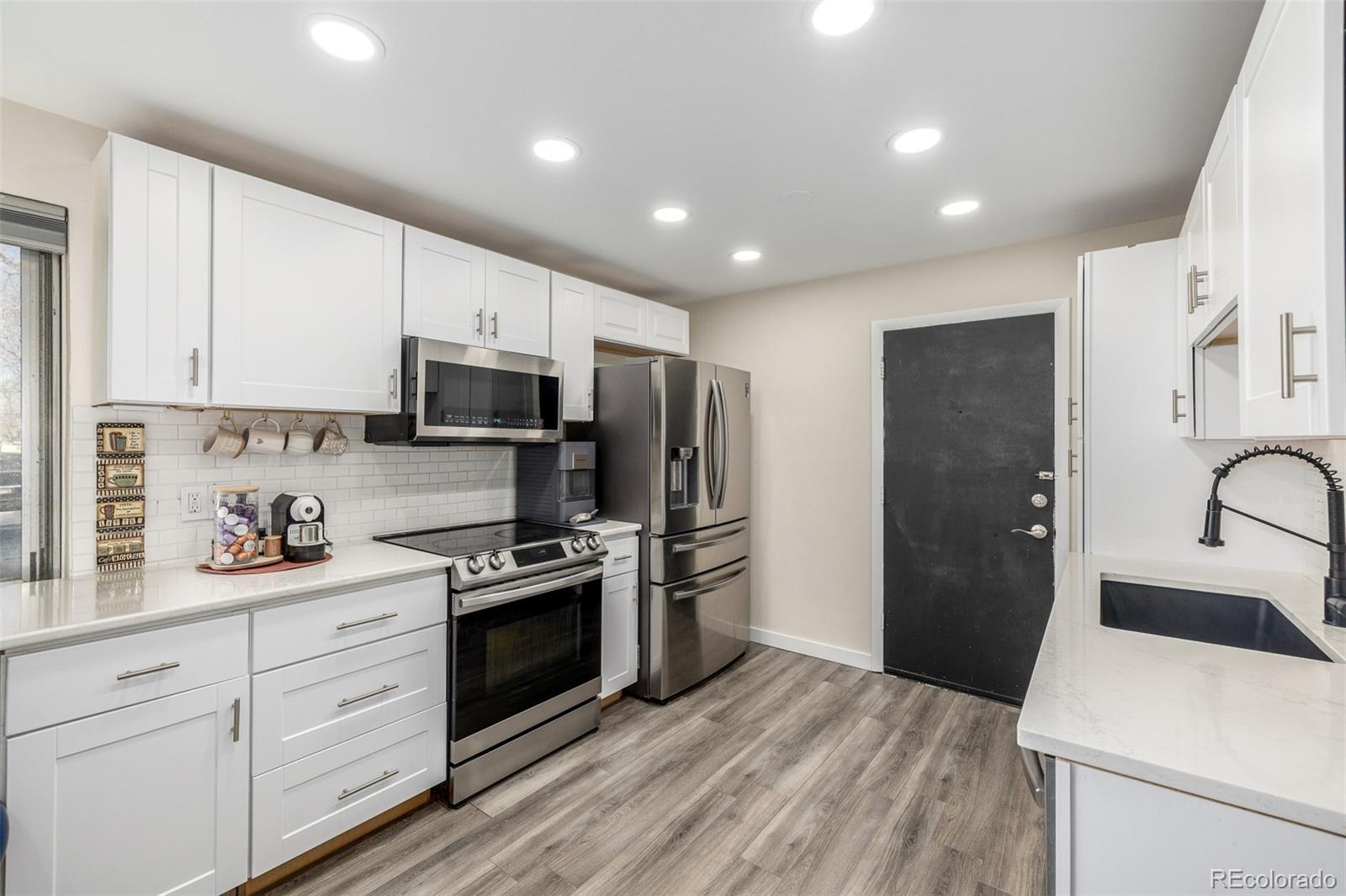 5413 Shoshone Street