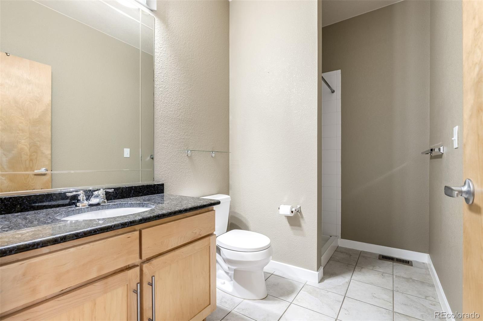 3095 Blake Street Unit: 2