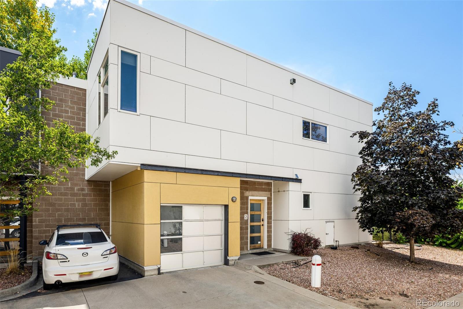 3095 Blake Street Unit: 2
