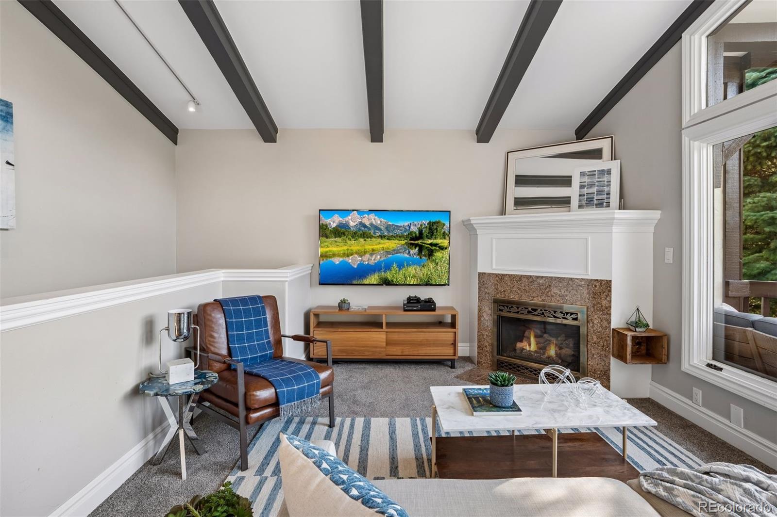 5064 Black Gore Drive Unit: B
