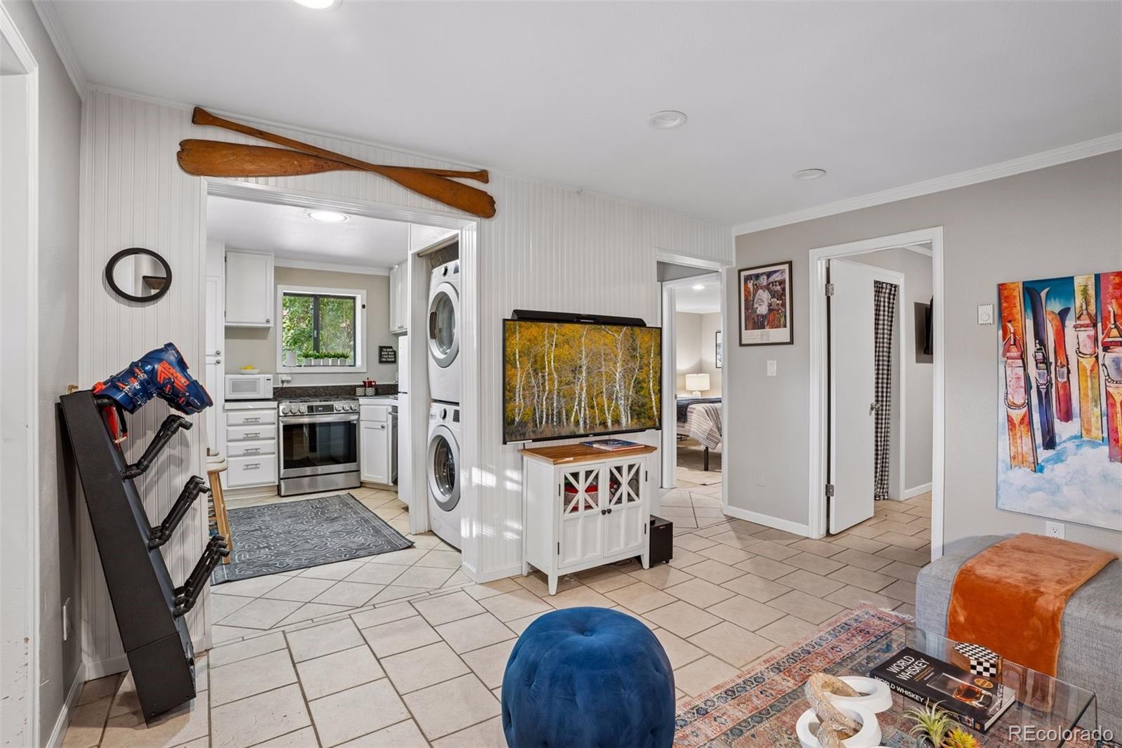 5064 Black Gore Drive Unit: B