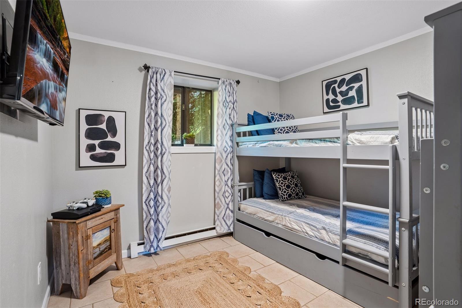 5064 Black Gore Drive Unit: B