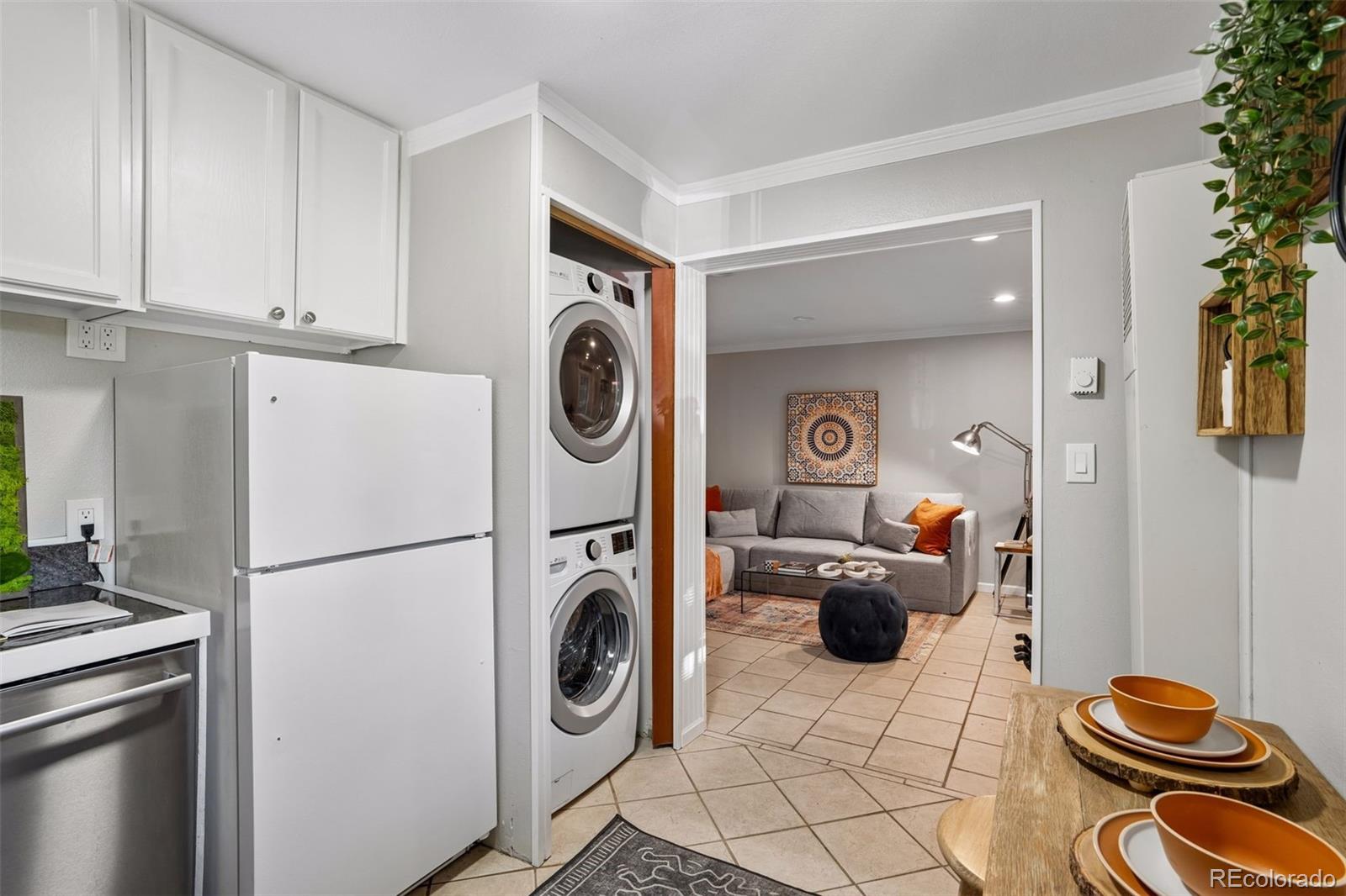 5064 Black Gore Drive Unit: B