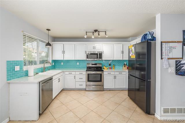 20189 E Berry Lane