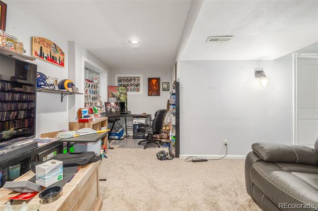 20189 E Berry Lane