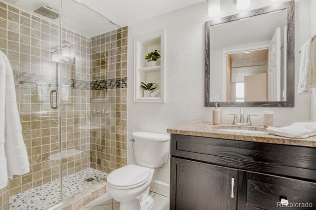 601 W 11th Avenue Unit: 717