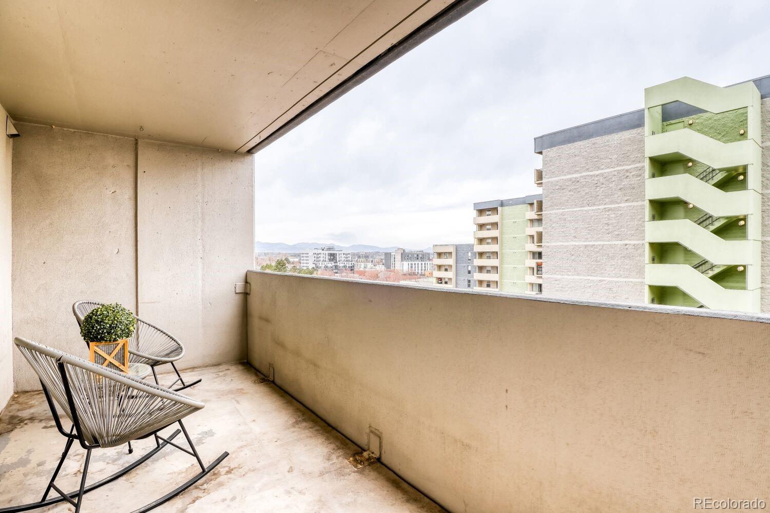 601 W 11th Avenue Unit: 717