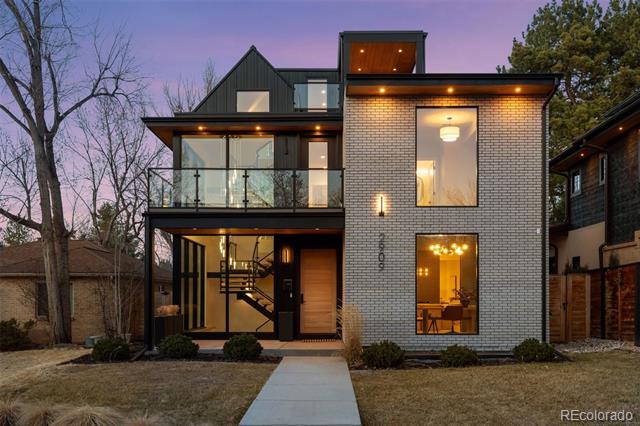 2909 Ohio Way