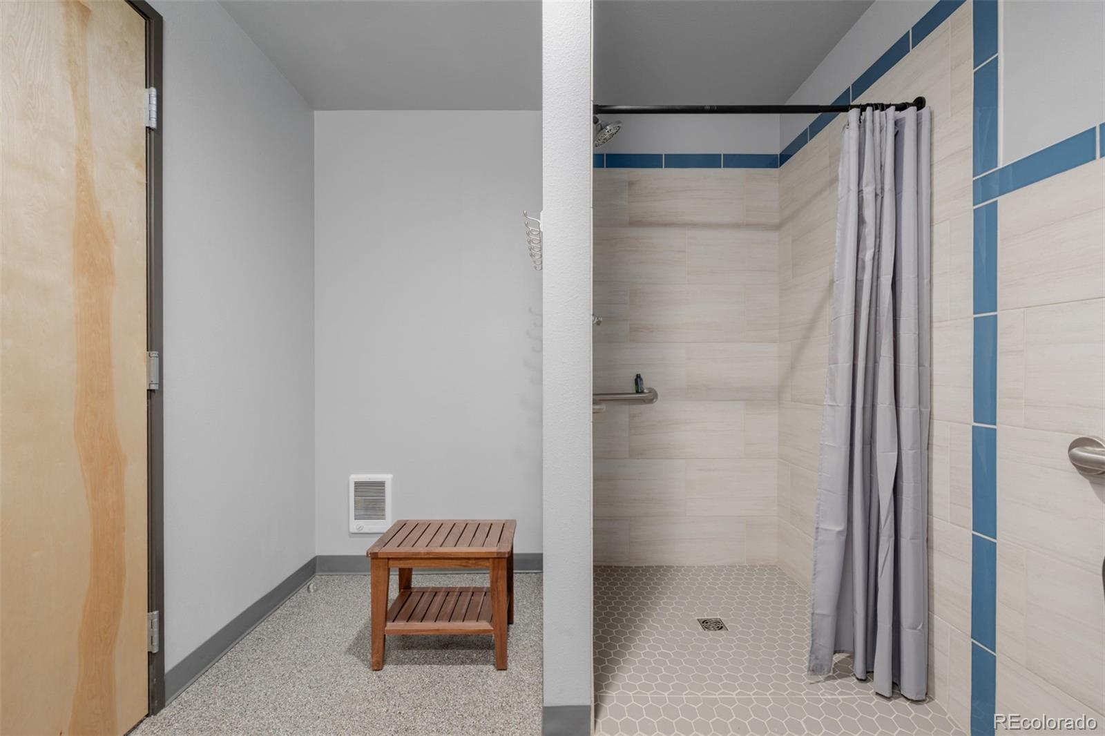 560 S Ames Street Unit: 305