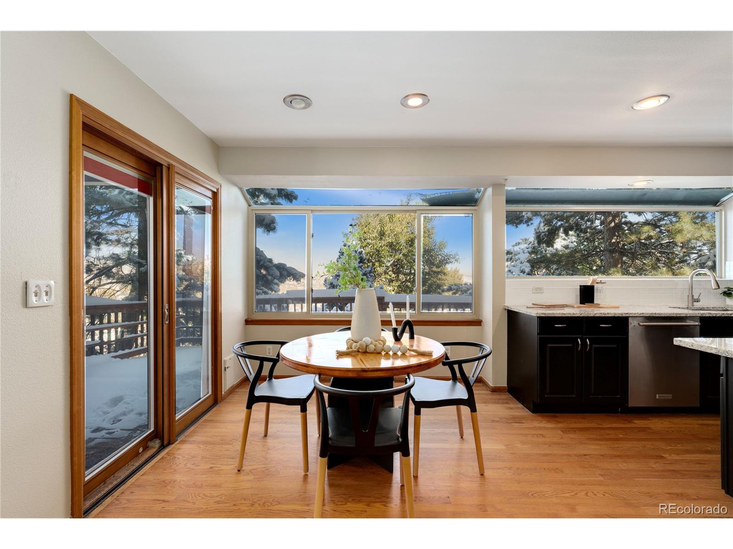 15975 W Ellsworth Pl